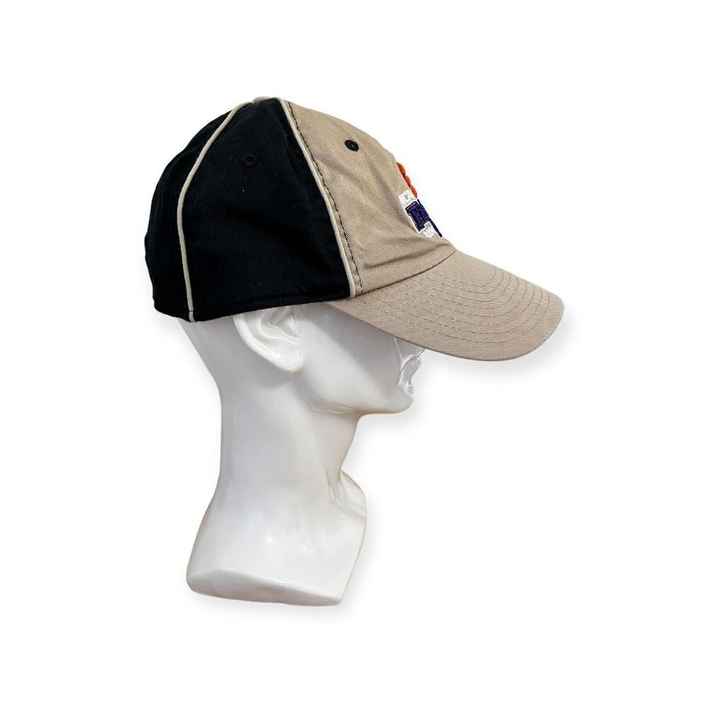 2004 NCAA Sinal Four San Antonio Fitted Embroidered - Picture 2 of 9